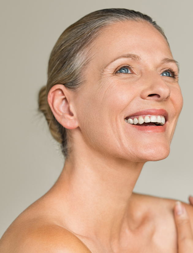 Können Falten lachen? Der kleine Ratgeber gegen „Krähenfüße”